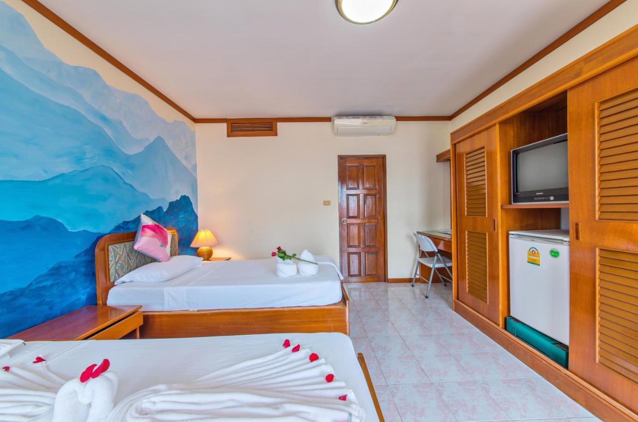 Panda Hotel Patong Exterior foto